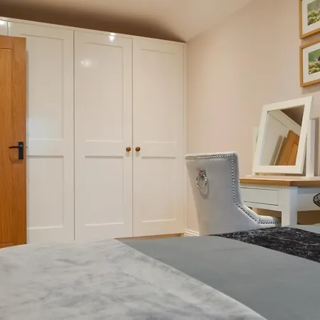 Holiday home Bumble *
