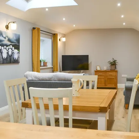 Holiday home Bumble *